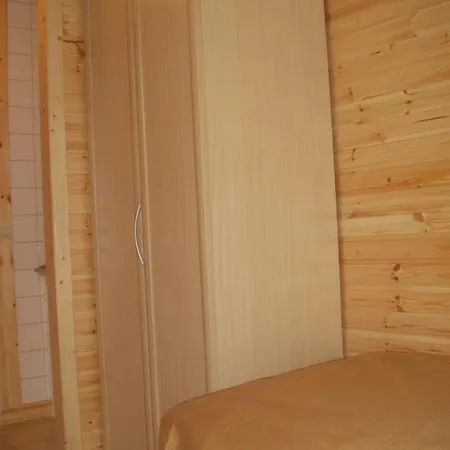 בית נופש Les Rochettes Pluton 4 לה רושה - אן - ארדן